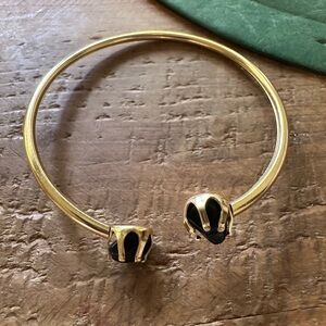 Elegant Gold and Black Bracelet